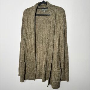 Barefoot dreams cozy chic lite cardigan in olive green size small